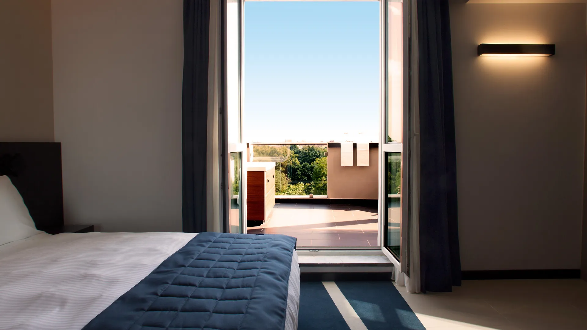 فندق مانين ميلان 4*,